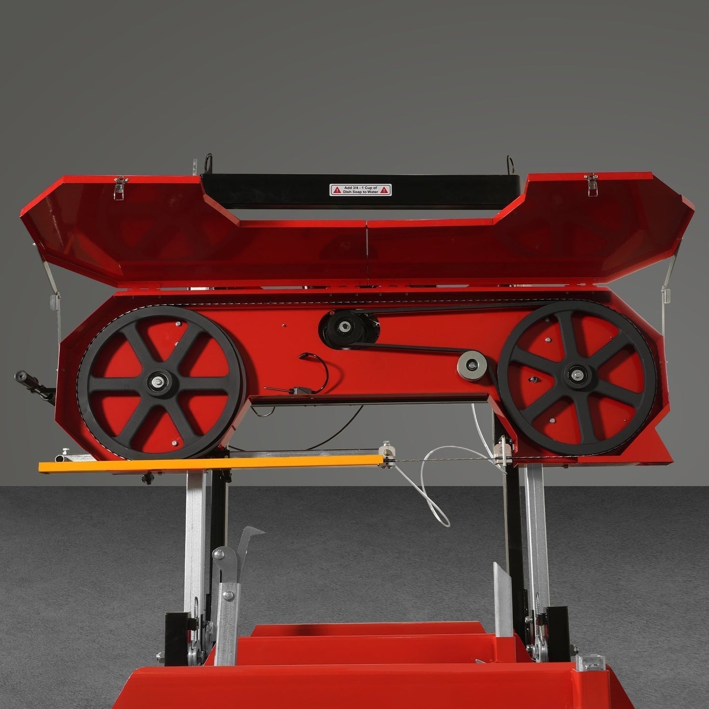 32" Portable Sawmill (5 x Blades Included), 420cc 15HP E-Start Gasoline Engine, 29" Board Width, 20' Track Length (13' Track Length + 6.6' Track Extension Included) , SM32