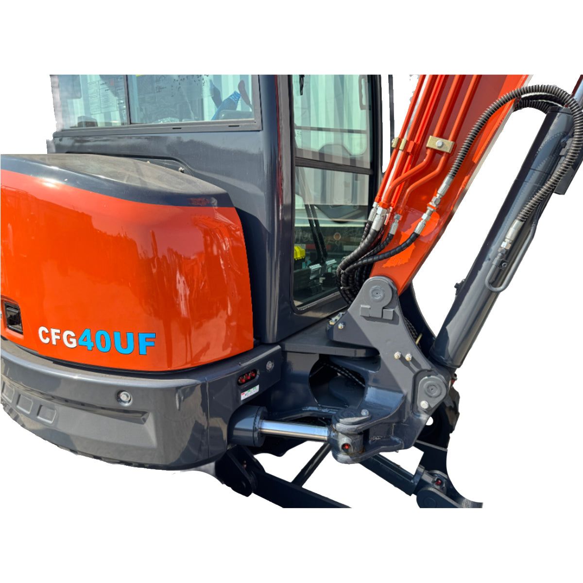 4 ton Kubota mini excavator CFG-40UF photo 4